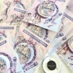 Lembrança Crachá ou Iman com Base